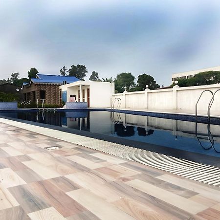 Resort Saikat Saranya マンダーマニ エクステリア 写真