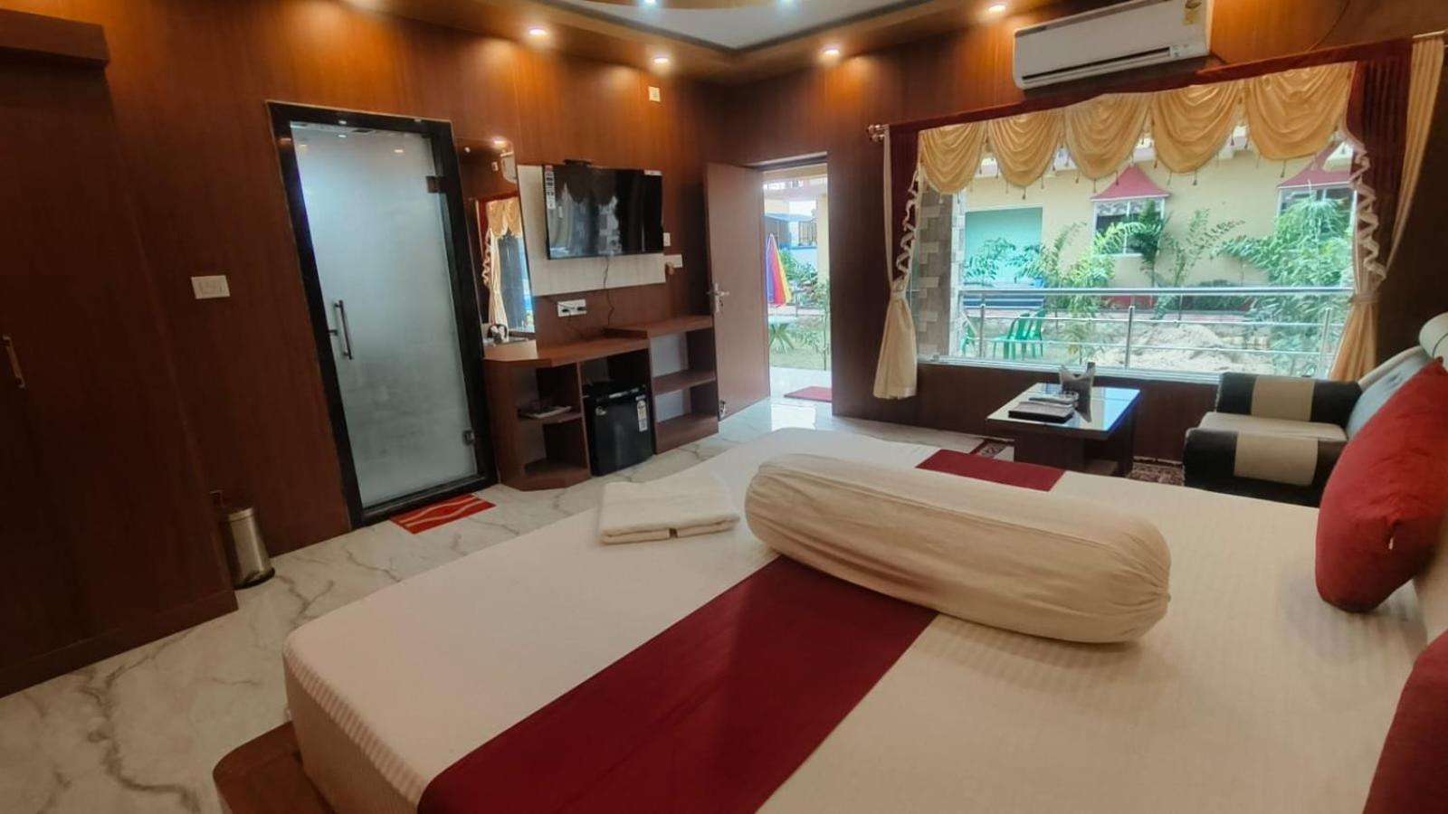 Resort Saikat Saranya マンダーマニ エクステリア 写真